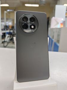 Б/у Мобільний телефон Oneplus 13r 16/512gb 01-200906805