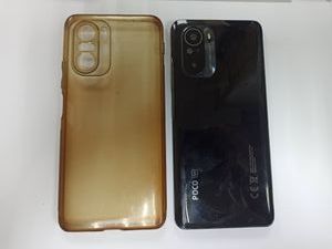 Б/у Мобільний телефон Xiaomi poco f3 8/256gb 01-200914280