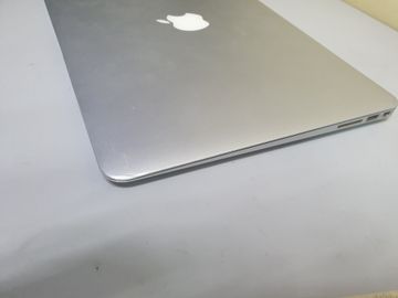 Б/у Ноутбук Apple macbook air a1369 13,3" core i7 1,7ghz/ram4gb/ssd256gb/intel hd graphics 3000 01-200914417