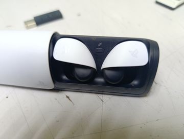 Б/у Наушники Sony pulse explore 01-200920649