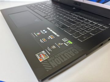 Б/в Ноутбук Asus 17/ryzen 7 7435hs ddr5/16gb ddr4/hdd *відсутній/ssd 512 gb/geforce rtx4050 6gb 01-200919810