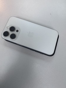 Б/в Мобільний телефон Apple iphone 15 pro 256gb 01-200935513