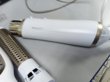 Б/у Фен-щетка Philips hp 8663 01-200953287