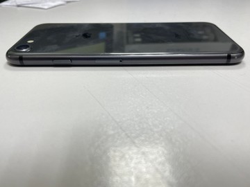 Б/в Мобільний телефон Apple iphone 8 256gb 01-200963045