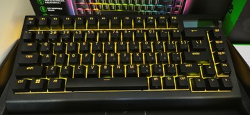 Б/у Клавиатура Razer blackwidow v4 pro 75% ansi 01-200989636