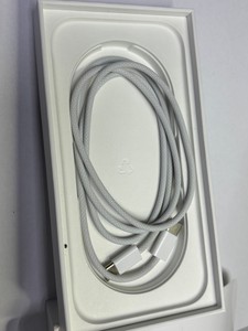 Б/в Мобільний телефон Apple iphone 17 pro 256gb 01-201005009