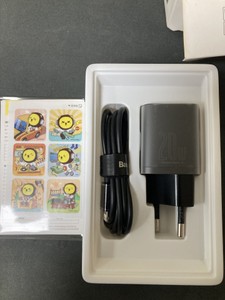Б/в Мережевий зарядний пристрій Baseus super si quick charger 20w sets black + type-c to lightning 01-201008673