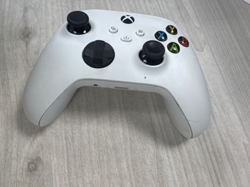 Б/в Ігрова приставка Microsoft xbox series s 512gb 01-201016673