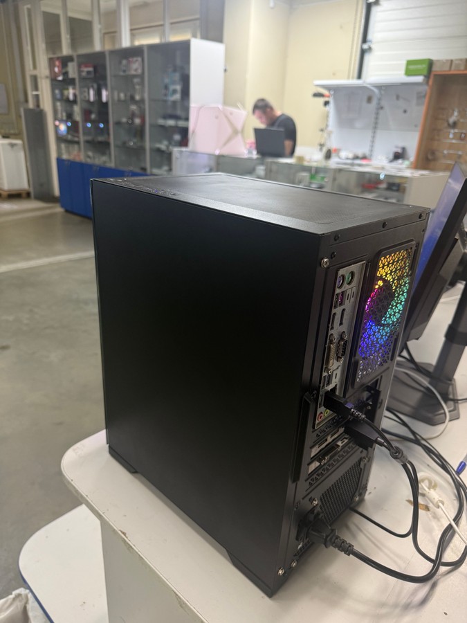 S*g様 【PCパーツまとめ】Core i7-6700 GTX 1060 ID: Системний блок Пк intel core i7-6700/ram 16 gb/hdd відсутній/ssd