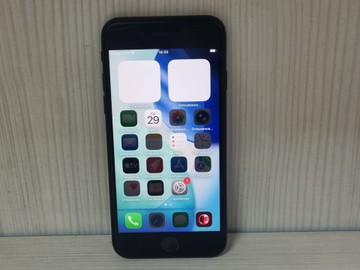 Б/в Мобільний телефон Apple iphone se 2020 64gb 01-201054840