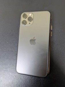 Б/у Мобільний телефон Apple iphone 11 pro 64gb 01-201086921