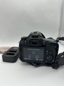 Б/в Фотоапарат Canon eos 77d / ef 24-105mm f/4l 01-201103821