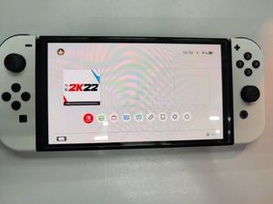 Б/в Ігрова приставка Nintendo switch oled 01-201107712