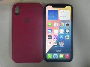Б/в Мобільний телефон Apple iphone xr 128gb 01-201131697