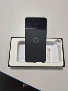 Б/у Повербанк Yoki smart series yk-bms22pd 22.5w magnetic wireless 10w 10000mah 01-201142171