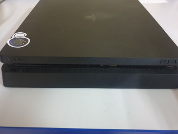 Б/в Ігрова приставка Sony playstation 4 slim 500gb 01-201143087