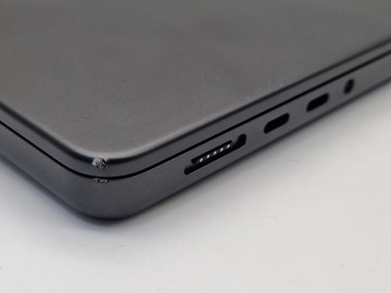 Б/в Ноутбук Apple macbook pro 14 a3401 / m4 pro / ram 24gb / ssd 512 / 16-core gpu 12-core cpu 01-201147588