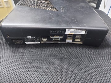 Б/в Ігрова приставка Microsoft xbox360 slim 250gb kinect 01-201150433