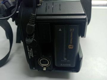 01-200411368: Sony nex-fs100