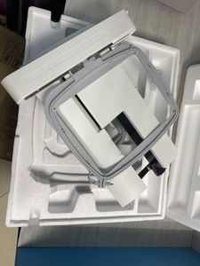 01-200385141: Pfaff creative 3.0