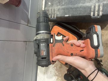 Б/в Дриль-шурупокрут Black Decker bdchd12s1 01-200548928