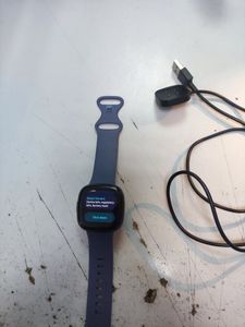 01-200605197: Fitbit versa 4 beet juice/copper