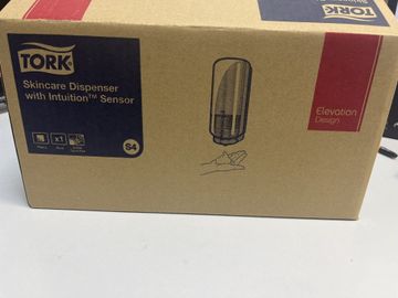 01-200744023: Tork elevation 561600