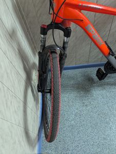 01-200777002: Spark lot100 27.5