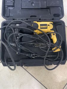 01-200784791: Dewalt d25013-qs