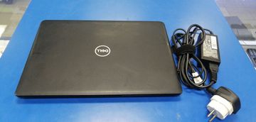 Dell 15/core i5 8365u ddr4/4gb ddr4/hdd *відсутній/ssd 128 gb/*інтегрована