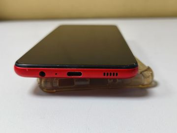 Б/в Мобільний телефон Samsung galaxy a12 sm-a127f 3/32gb 01-200818072