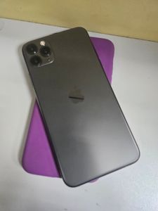 Б/в Мобільний телефон Apple iphone 11 pro max 64gb 01-200860520