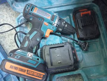 Б/у Шуруповерт Sturmax cdm3218lb 01-200872126