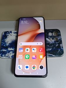 Б/в Мобільний телефон Xiaomi 11 lite 5g ne 8/128gb 01-200878105