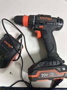 Б/в Шурупокрут Dnipro-M cd-218q 1акб 2ah зп 01-200888143