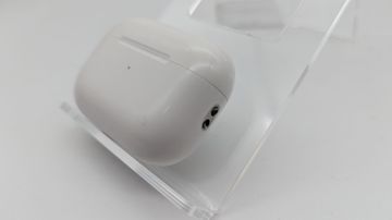 Б/у Наушники Apple airpods pro 2nd generation with magsafe charging case usb-c 01-200891885