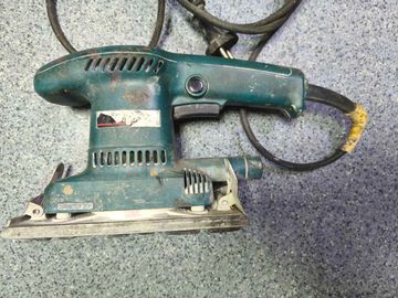 Б/у Шлифмашина вибро Makita bo3700 01-200904830