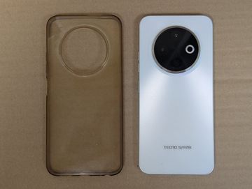 Б/у Мобільний телефон Tecno spark 30c kl5n 4/128gb 01-200906565