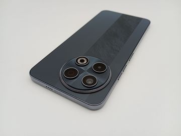 Б/у Мобільний телефон Tecno spark 30 pro kl7 8/128gb 01-200910058