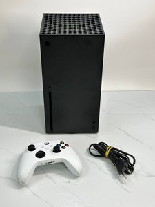 Б/в Ігрова приставка Microsoft xbox series x 1tb 01-200938037