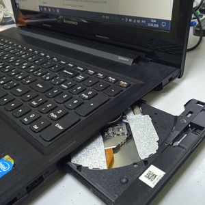 Б/в Ноутбук Lenovo екр15/pentium 3558u/ram8gb/ssd256gb/radeon hd8500 01-200974386