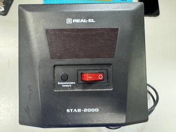Б/в Стабілізатор напруги Real-El stab-2000 01-201011938