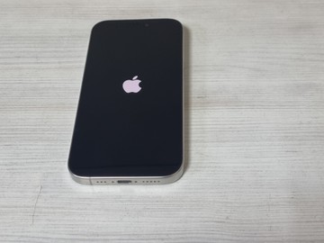 Б/у Мобільний телефон Apple iphone 16 pro 128gb 01-201051440