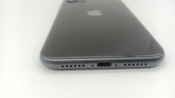 Б/в Мобільний телефон Apple iphone 11 64gb 01-201072931