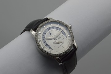 Б/в Годинник Louis Erard 92-600 01-201101732