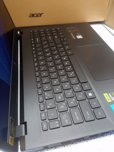 Б/у Ноутбук Acer 15/core 5 210h ddr4/16gb ddr4/ssd 512 gb/geforce rtx 5050 8gb 01-201101619