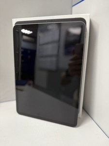 Б/в Планшет Apple ipad pro 11 2020 wi-fi 256gb 01-201107044