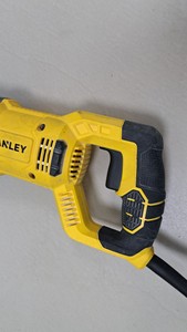 Б/в Шабельна пила Stanley spt900 01-201109106
