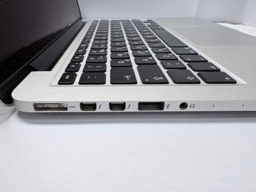 Б/в Ноутбук Apple macbook pro/ a1502 13,3"/ core i5 2.7ghz/ram8gb/ssd256gb/iris 6100 01-201123439