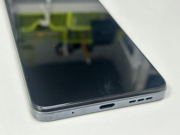 Б/в Мобільний телефон Motorola g24 4/128gb 01-201138395
